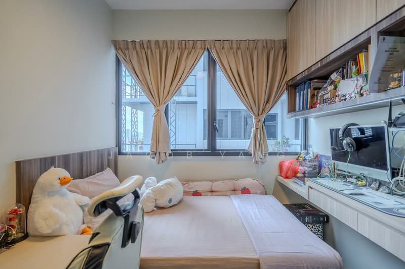 Gem Residences, 1 Lorong 5 Toa Payoh, 4 Bedrooms, 1,251 sqft, Condominium For Sale, by Jacob Yang, 500084673 - Bedroom - PropertyGuru.com.sg