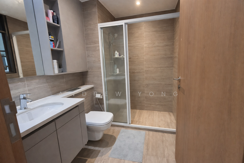 Rivercove Residences EC Condominium For Sale at S$ 1,950,000 | PropertyGuru Singapore - Bathroom