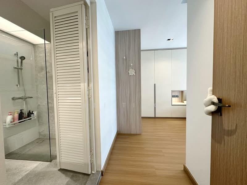619A Tampines Street 61 HDB Flat For Sale at S$ 979,999 | PropertyGuru Singapore - Bathroom