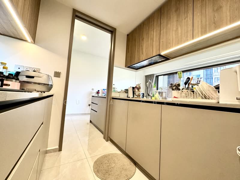 Dairy Farm Residences Condominium For Sale at S$ 2,150,000 | PropertyGuru Singapore - Kitchen