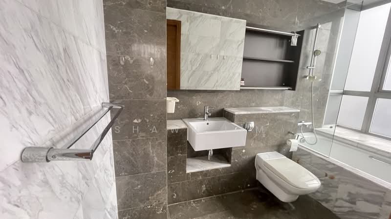 The Parc Condominium, 3 West Coast Walk, 2 Bedrooms, 980 sqft, Condominium For Rent, by Shawn Lim, 500084703 - Bathroom - PropertyGuru.com.sg