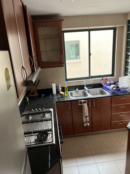 The Bencoolen Apartment For Sale at S$ 1,588,888 | PropertyGuru Singapore - Kitchen