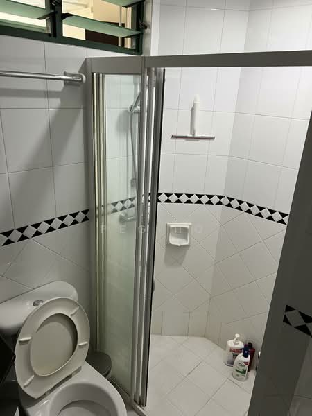 The Bencoolen Apartment For Sale at S$ 1,588,888 | PropertyGuru Singapore - Bathroom