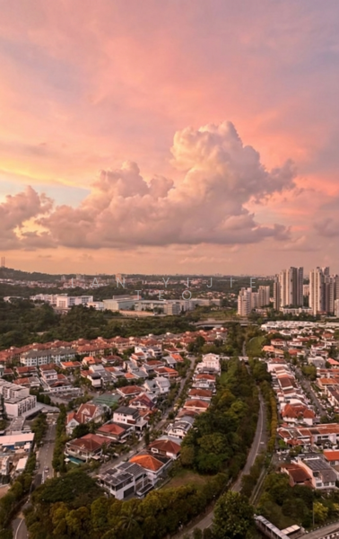 S.U.P.E.R C.H.E.A.P ! Below Value! Very High Floor ! Unblock Views Condominium For Sale at S$ 838,888 | PropertyGuru Singapore - Exterior