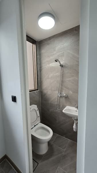 The Landmark Condominium For Sale at S$ 2,599,997 | PropertyGuru Singapore - Bathroom 3