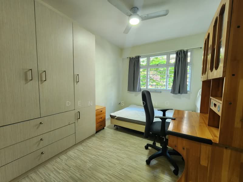 453B Bukit Batok West Avenue 6 HDB Flat For Sale at S$ 770,000 | PropertyGuru Singapore - Bedroom