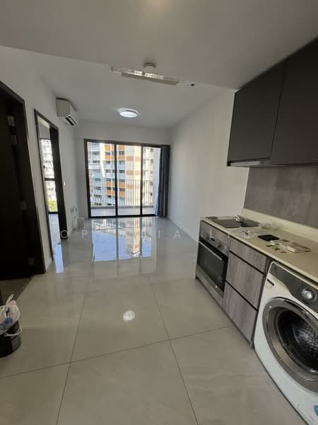 Riverfront Residences Condominium For Sale at S$ 1,050,000 | PropertyGuru Singapore