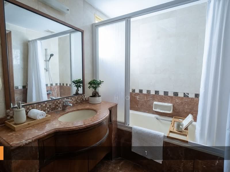 Villa Marina Condominium For Sale at S$ 1,920,000 | PropertyGuru Singapore - Bathroom