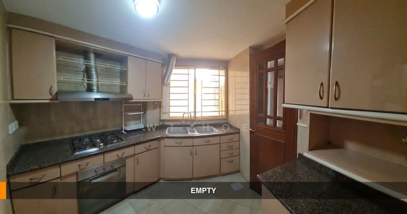 Villa Marina, 21 Jalan Sempadan, 3 Bedrooms, 1,249 sqft, Condominium For Sale, by WT Hoe, 500084748 - Kitchen_Empty - PropertyGuru.com.sg