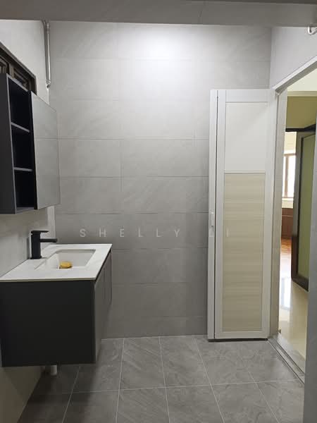 Ivory Heights Condominium For Sale at S$ 1,838,888 | PropertyGuru Singapore - Bathroom
