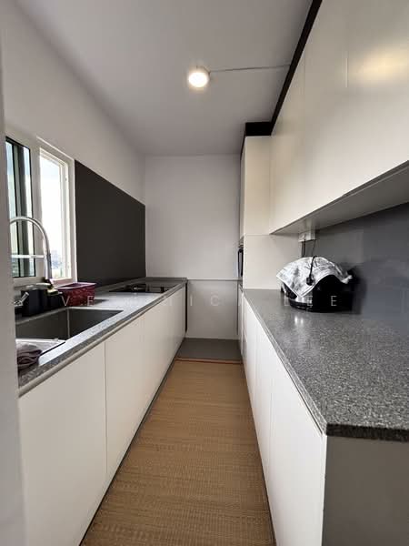 Holland Tower Condominium For Sale at S$ 3,558,000 | PropertyGuru Singapore - Kitchen