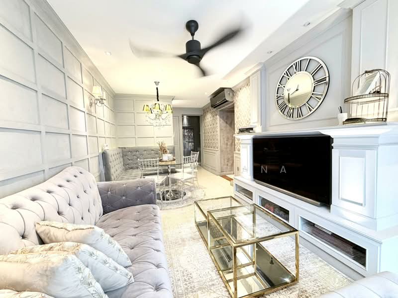 308A Punggol Walk HDB Flat For Sale at S$ 680,000 | PropertyGuru Singapore - Living Room