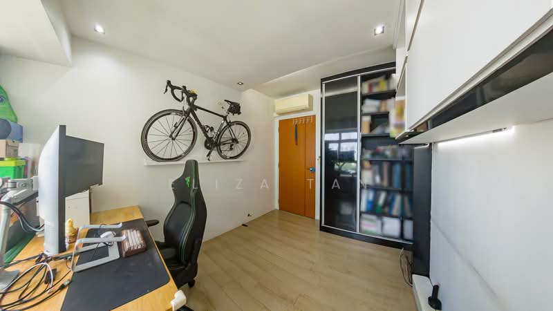 61B Strathmore Avenue HDB Flat For Sale at S$ 1,150,000 | PropertyGuru Singapore - Study