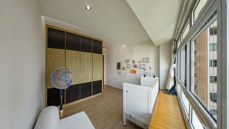 61B Strathmore Avenue HDB Flat For Sale at S$ 1,150,000 | PropertyGuru Singapore - Bedroom