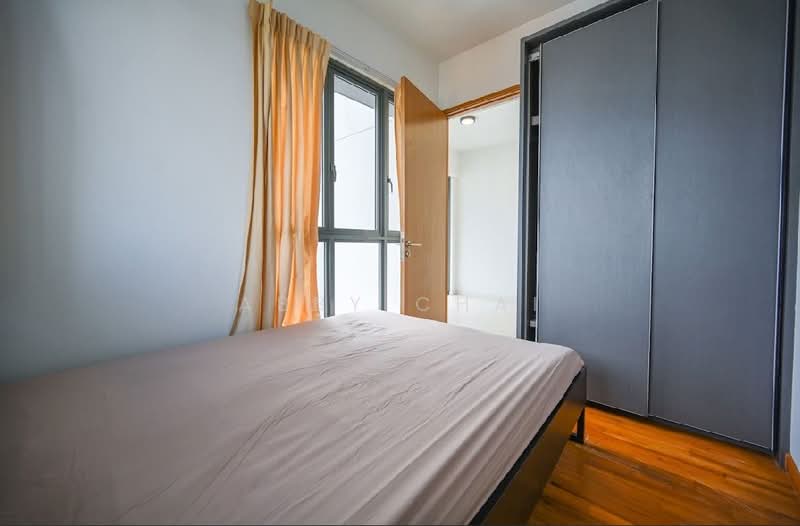 Trilive Condominium For Sale at S$ 1,200,000 | PropertyGuru Singapore - Bedroom