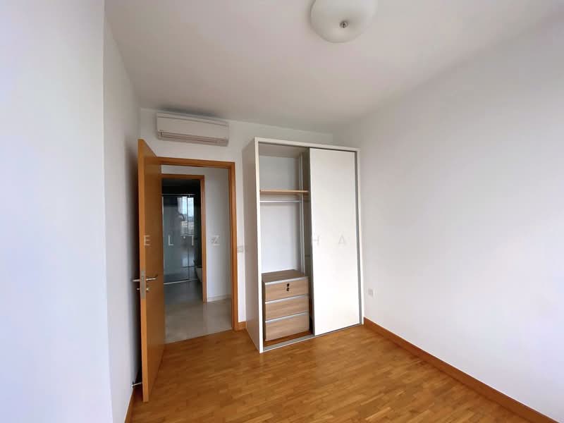 Centro Residences Condominium For Sale at S$ 2,856,000 | PropertyGuru Singapore - Bedroom