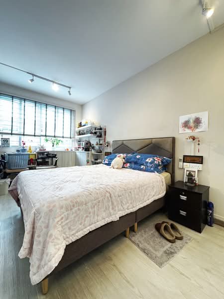 541 Serangoon North Avenue 4 HDB Flat For Sale at S$ 708,888 | PropertyGuru Singapore - Bedroom