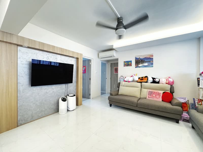 541 Serangoon North Avenue 4 HDB Flat For Sale at S$ 708,888 | PropertyGuru Singapore - Living Room