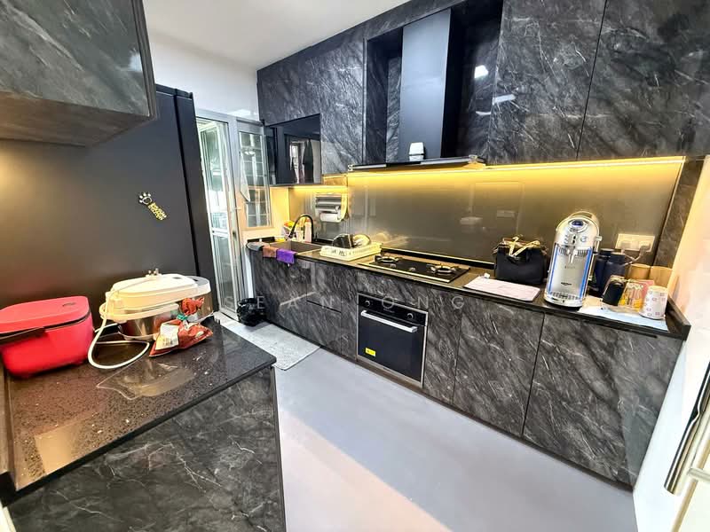 153B Bedok South Road HDB Flat For Sale at S$ 950,000 | PropertyGuru Singapore - Kitchen