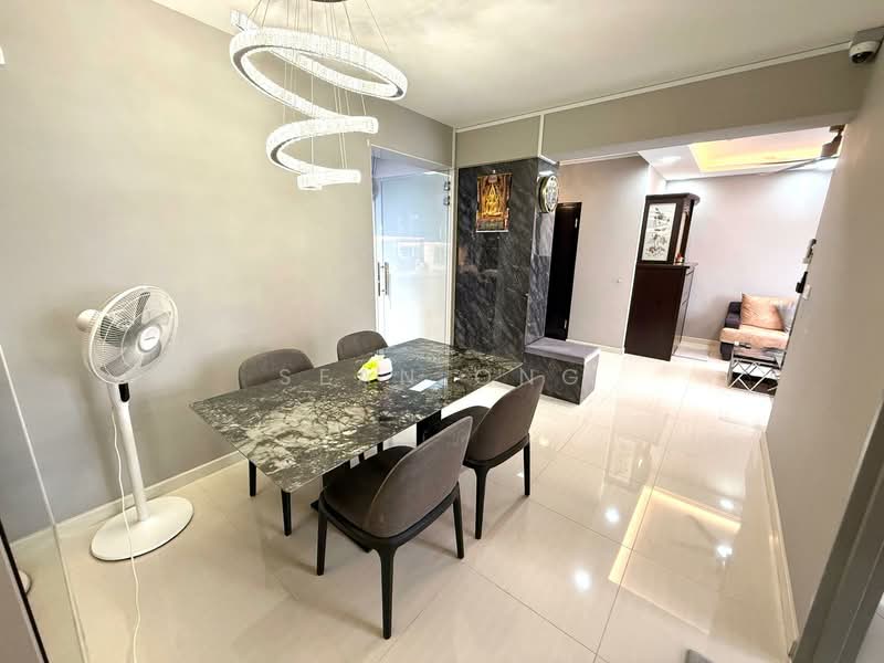 153B Bedok South Road HDB Flat For Sale at S$ 950,000 | PropertyGuru Singapore - Dining Room