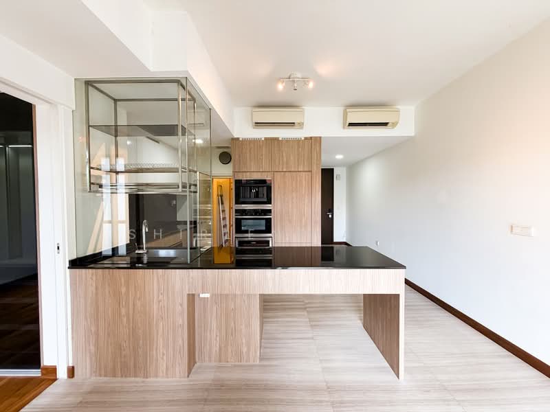 The Seawind @ Telok Kurau Condominium For Sale at S$ 1,180,000 | PropertyGuru Singapore - Kitchen