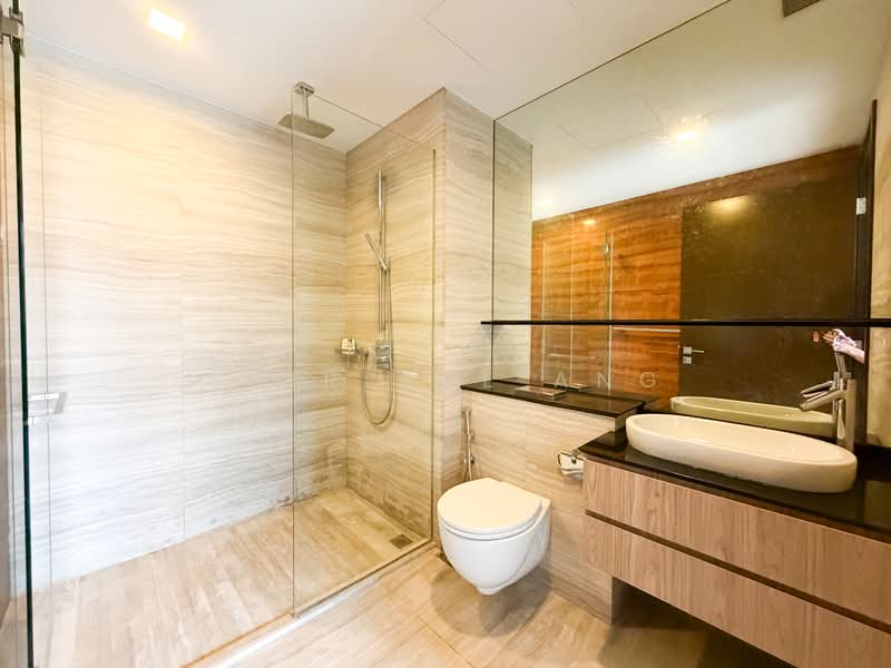 The Seawind @ Telok Kurau Condominium For Sale at S$ 1,180,000 | PropertyGuru Singapore - Bathroom