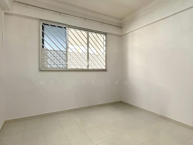389 Yishun Avenue 6 HDB Flat For Sale at S$ 518,888 | PropertyGuru Singapore - Common Bedroom