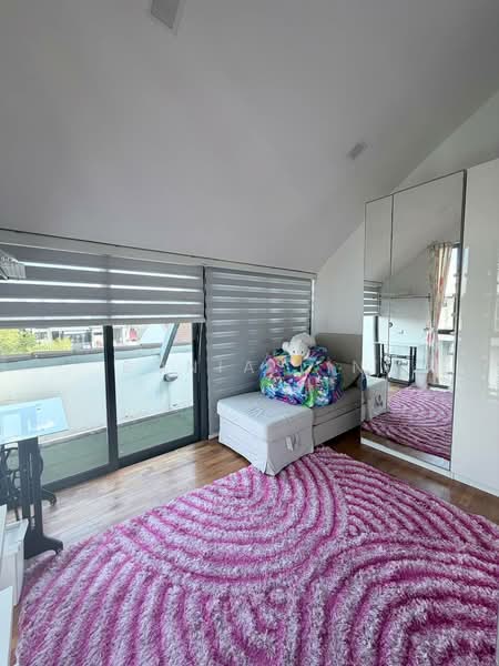 Opera Estate Freehold 2.5 storeys Corner Terrace, Renovated. Corner Terrace For Sale at S$ 6,490,000 | PropertyGuru Singapore - Interior