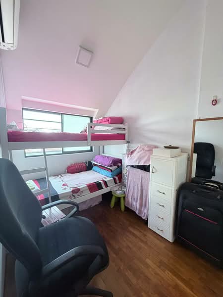 Opera Estate Freehold 2.5 storeys Corner Terrace, Renovated. Corner Terrace For Sale at S$ 6,490,000 | PropertyGuru Singapore - Bedroom