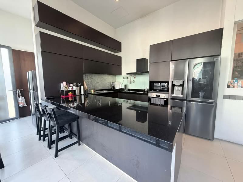 Opera Estate Freehold 2.5 storeys Corner Terrace, Renovated. Corner Terrace For Sale at S$ 6,490,000 | PropertyGuru Singapore - Kitchen