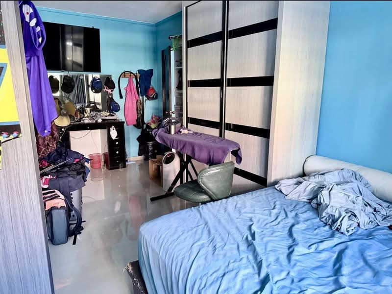 199 Pasir Ris Street 12 HDB Flat For Sale at S$ 710,000 | PropertyGuru Singapore - Bedroom