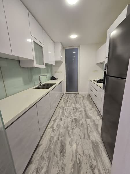 The Arte Condominium For Sale at S$ 3,350,000 | PropertyGuru Singapore - Kitchen