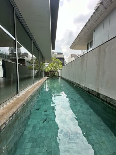 Michaels' Residences Detached House For Sale at S$ 5,380,000 | PropertyGuru Singapore - Swimming Pool