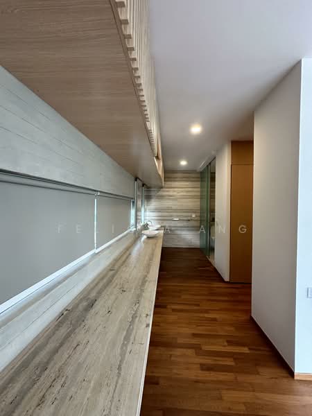 Michaels' Residences Detached House For Sale at S$ 5,380,000 | PropertyGuru Singapore - Bathroom