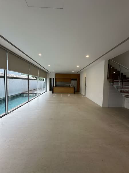 Michaels' Residences Detached House For Sale at S$ 5,380,000 | PropertyGuru Singapore - Living Room