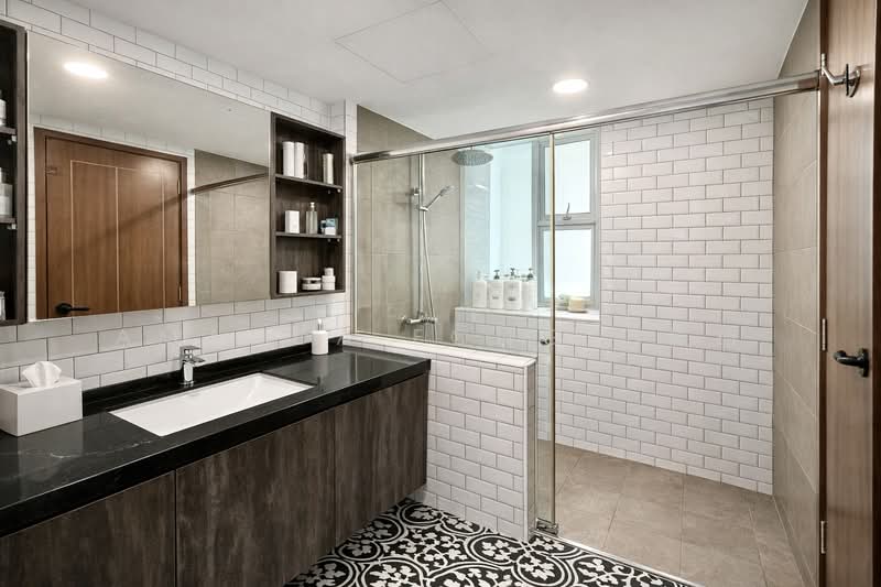 Premium Bright & Spacious 3-Bedroom in D19, Well-Renovated, Move-in Ready! Condominium For Sale at S$ 1,699,999 | PropertyGuru Singapore - Bathroom