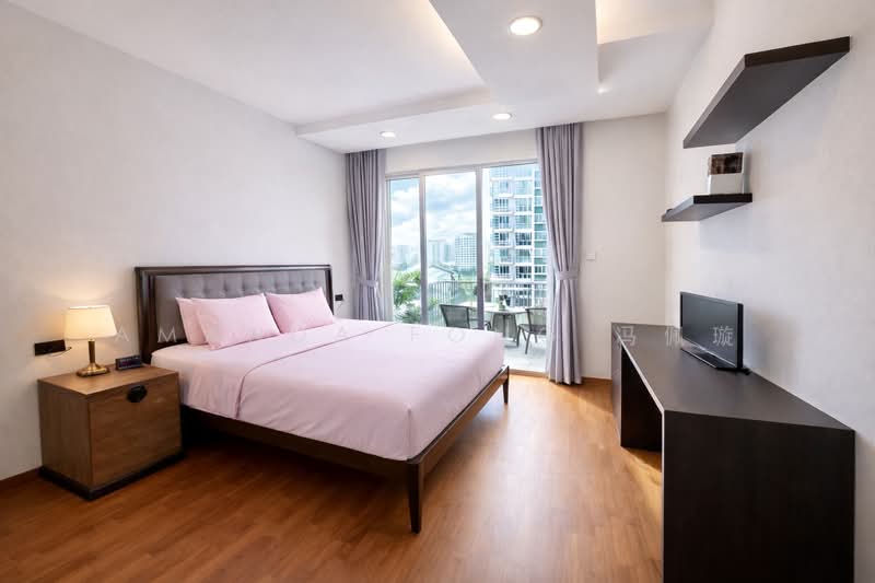 Park Green Condominium For Sale at S$ 1,699,998 | PropertyGuru Singapore - Bedroom