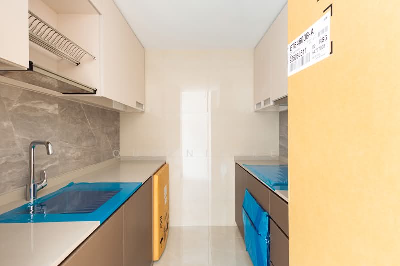 The Botany at Dairy Farm, 3 Dairy Farm Walk, 2 Bedrooms, 678 sqft, Condominium For Rent, by Queenie Ke, 500084860 - Kitchen - PropertyGuru.com.sg