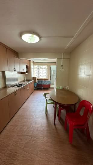 For Rent - 34 Whampoa West