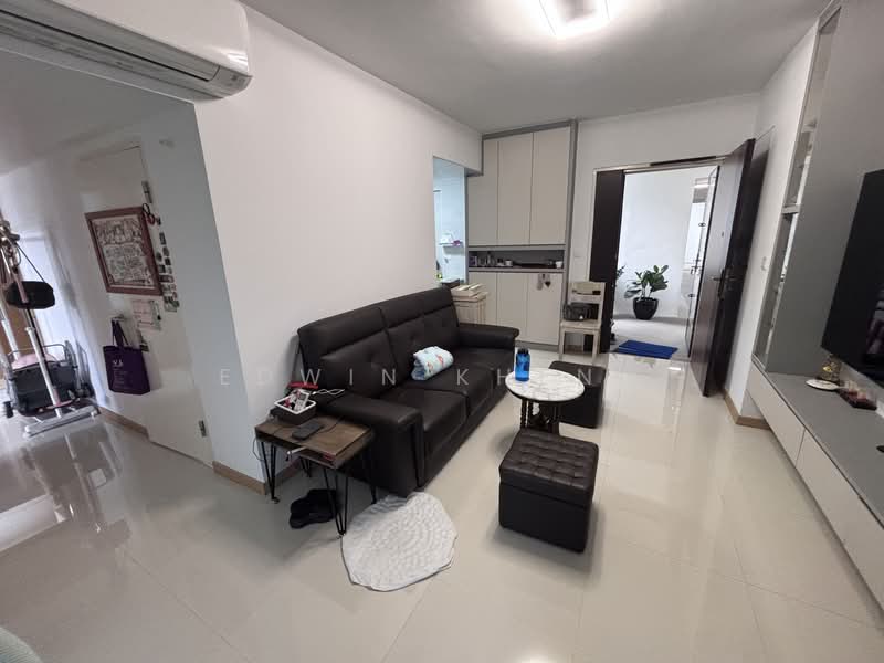 461C Sengkang West Way, 461C Sengkang West Way, Room Rental, 130 sqft, HDB Flat For Rent, by Edwin Kheng, 500084883 - Living Room - PropertyGuru.com.sg