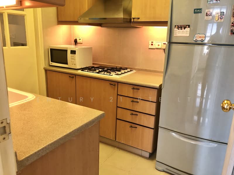 Nineteen Shelford Condominium For Sale at S$ 1,900,000 | PropertyGuru Singapore - Kitchen