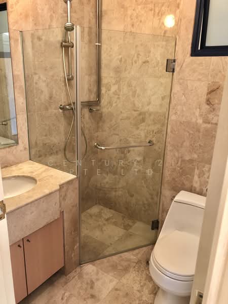 Nineteen Shelford Condominium For Sale at S$ 1,900,000 | PropertyGuru Singapore - Bathroom