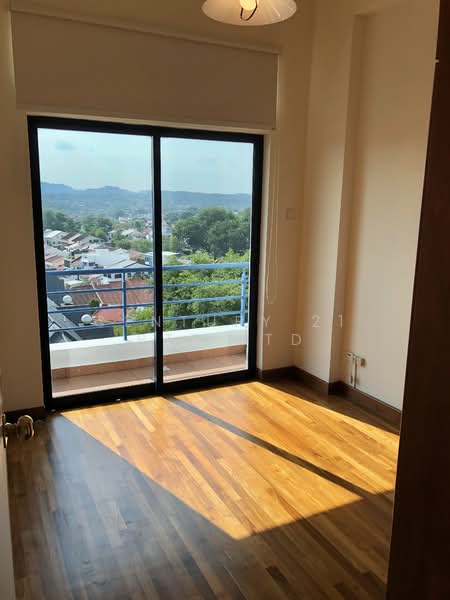 Nineteen Shelford Condominium For Sale at S$ 1,900,000 | PropertyGuru Singapore - View