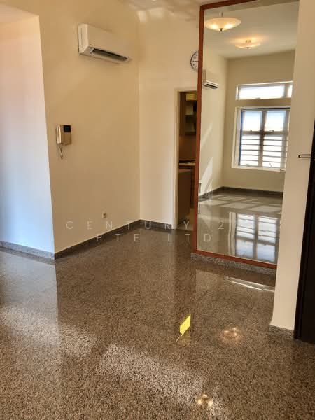 Nineteen Shelford Condominium For Sale at S$ 1,900,000 | PropertyGuru Singapore - Interior