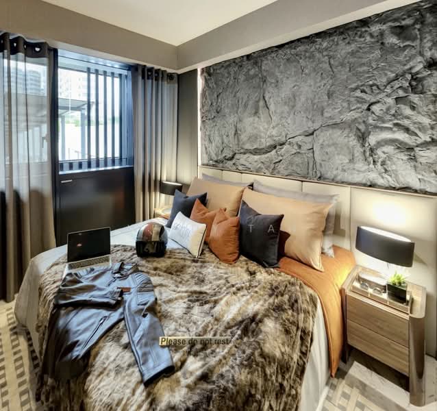 Sceneca Residence Condominium For Sale at S$ 1,300,000 | PropertyGuru Singapore - Bedroom