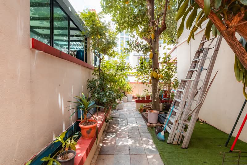 Tanah Merah Kechil Rd Terraced House For Sale at S$ 3,990,000 | PropertyGuru Singapore - Exterior