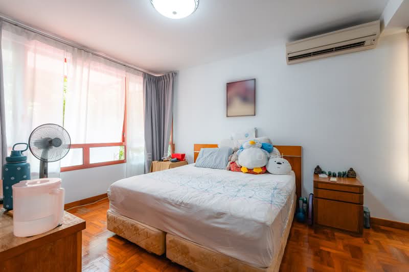 Tanah Merah Kechil Rd Terraced House For Sale at S$ 3,990,000 | PropertyGuru Singapore - Master Bedroom