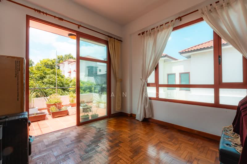 Tanah Merah Kechil Rd Terraced House For Sale at S$ 3,990,000 | PropertyGuru Singapore - Family Room