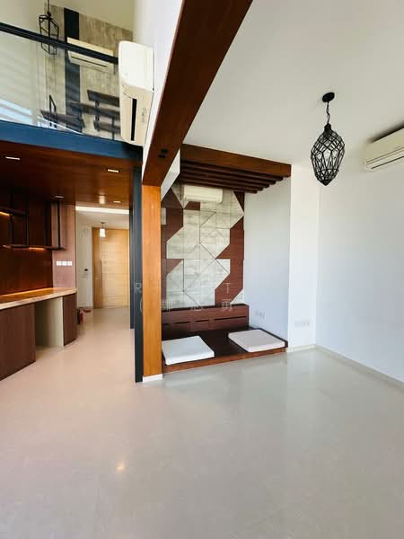 The Crest Condominium For Sale at S$ 3,100,000 | PropertyGuru Singapore - Living Room