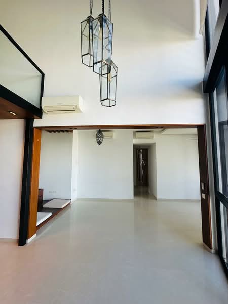 The Crest Condominium For Sale at S$ 3,100,000 | PropertyGuru Singapore - Living Room